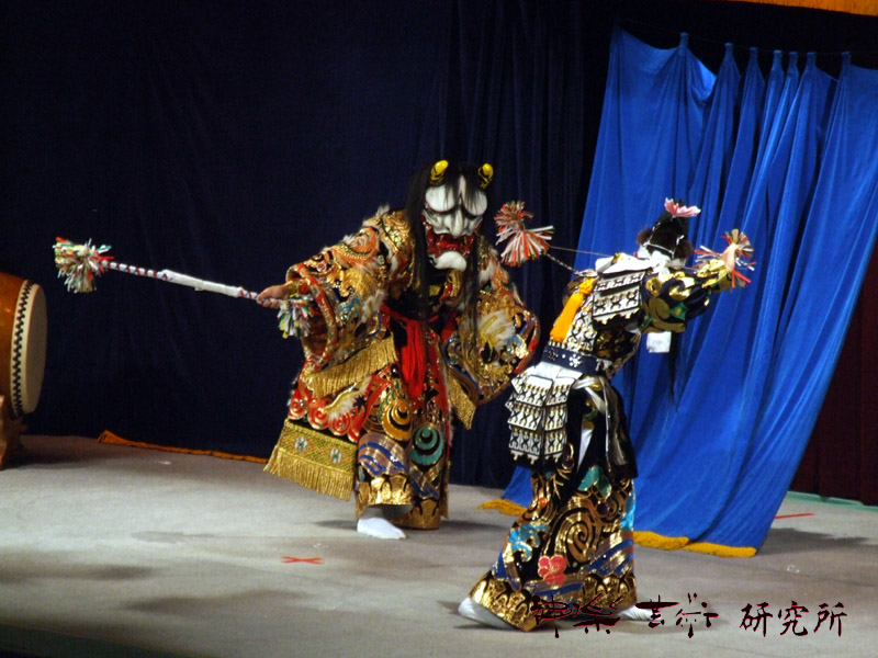 苅屋形神楽団 塵輪
