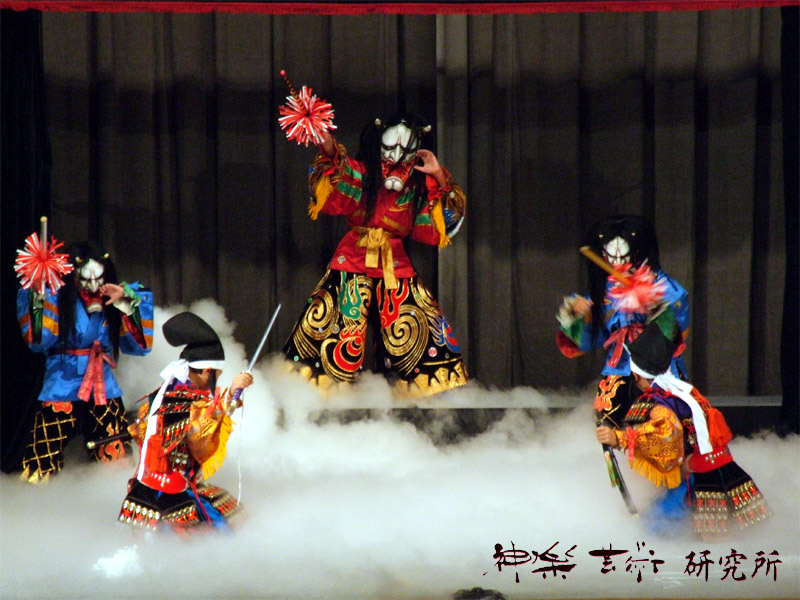 八重西子ども神楽団 紅葉狩