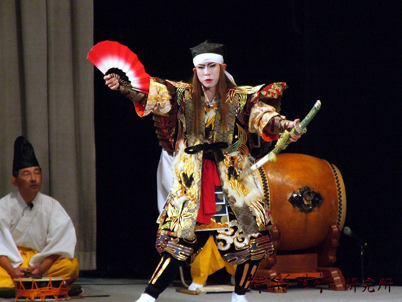 宮乃木神楽団 岩見重太郎