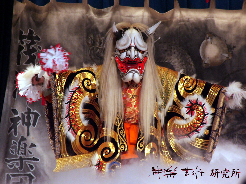 筏津神楽団 塵倫