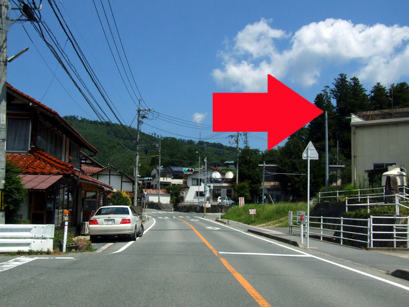 君田支所前の信号