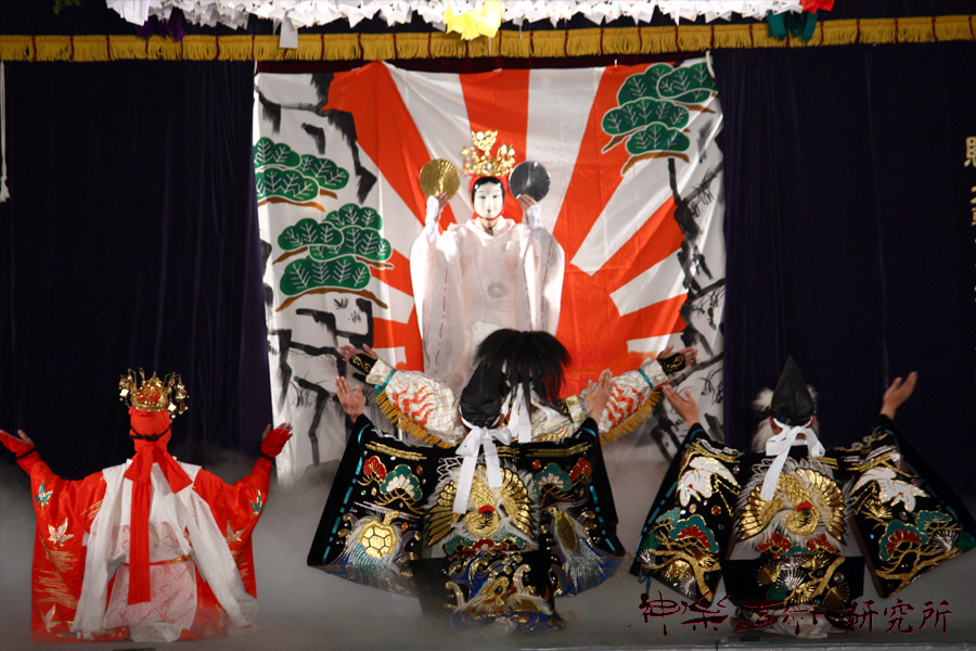 郷之崎神楽団 天の岩戸